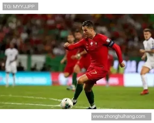 C罗足球明星视频回顾他的辉煌瞬间与传奇生涯的精彩片段