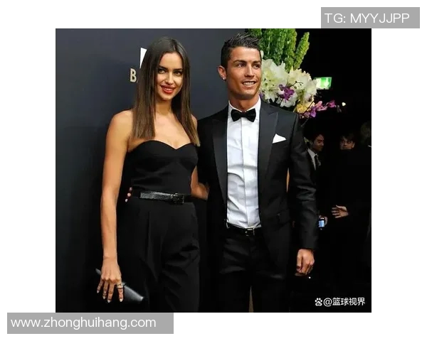 超模与足球明星的精彩碰撞视频揭示了时尚与运动的完美结合